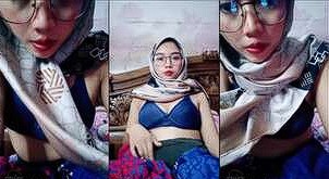 Bunda Hijab Viral Kacamata Tutorial Sleep Call ke Ayang