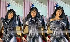 Aksi Memukai Abg Cosplay Jadi Black Spiderman Suits
